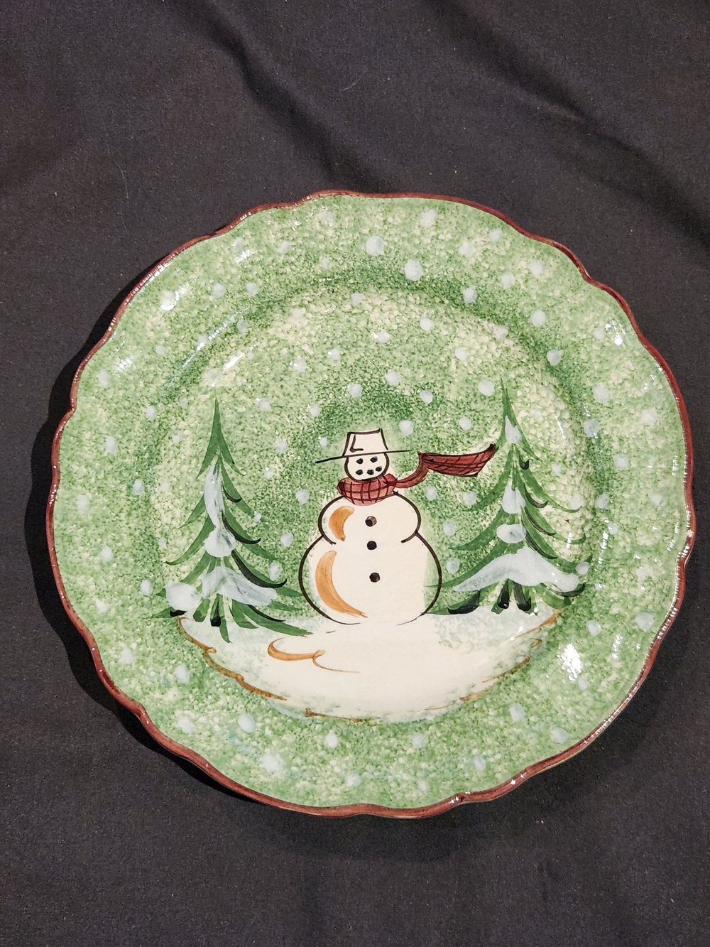 The Cellar Holiday Log Cabin Christmas Snowman 8" Salad Dessert Plate Italy *